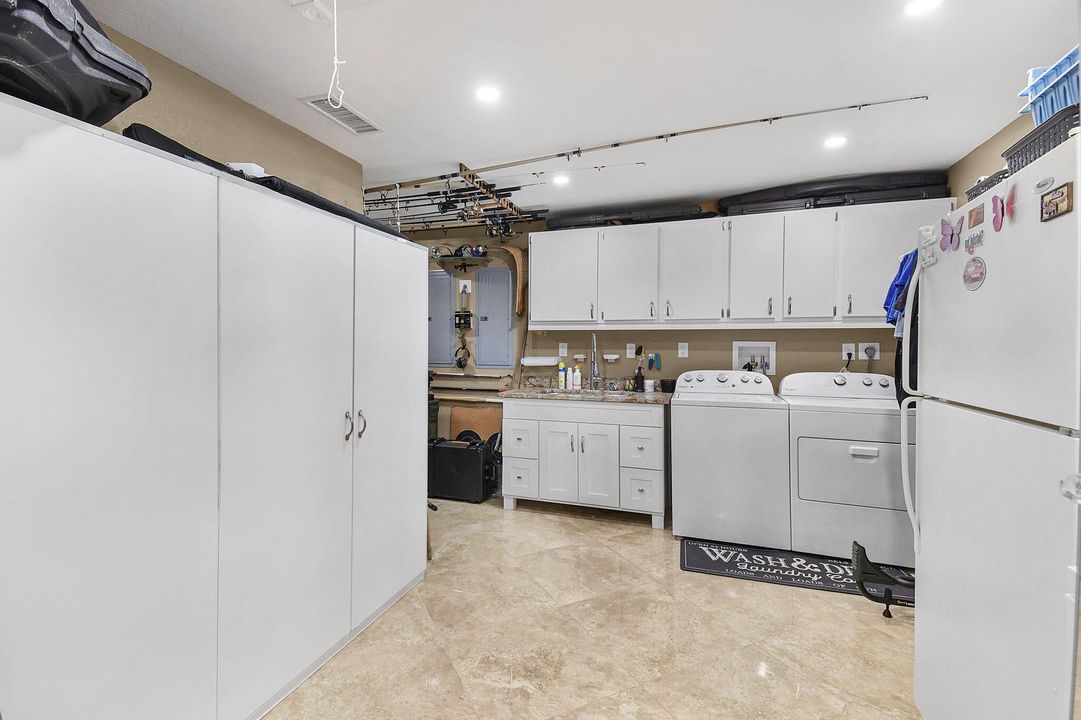 待售: $819,000 (4 贝兹, 4 浴室, 2660 平方英尺)