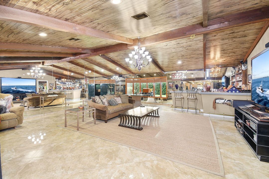 待售: $819,000 (4 贝兹, 4 浴室, 2660 平方英尺)