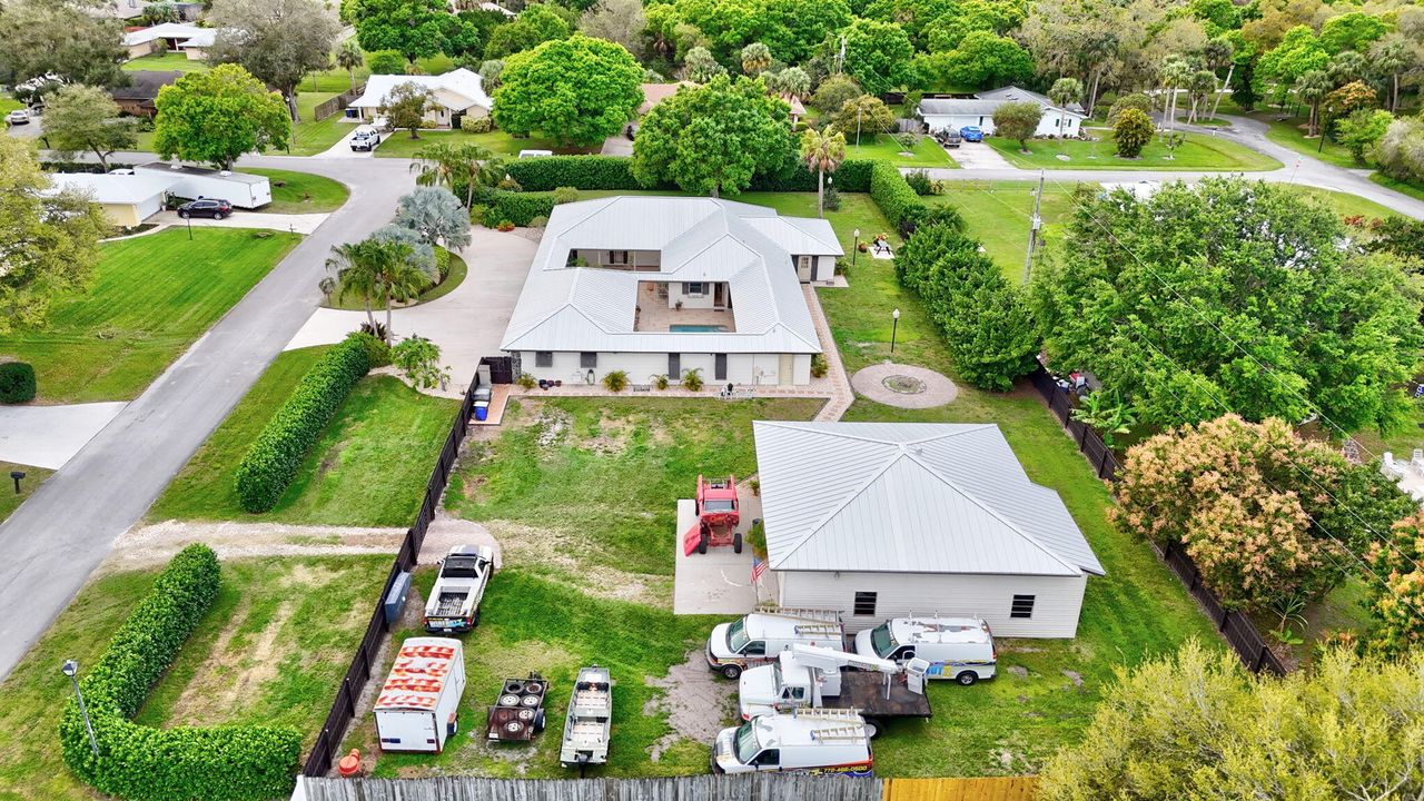 待售: $819,000 (4 贝兹, 4 浴室, 2660 平方英尺)