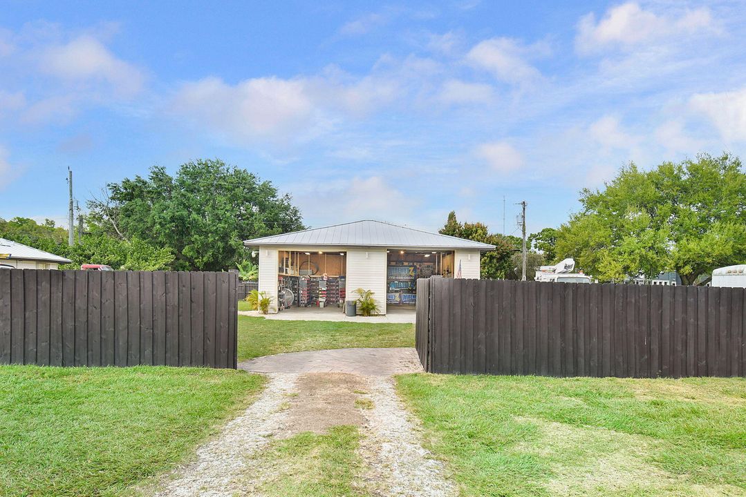 待售: $819,000 (4 贝兹, 4 浴室, 2660 平方英尺)