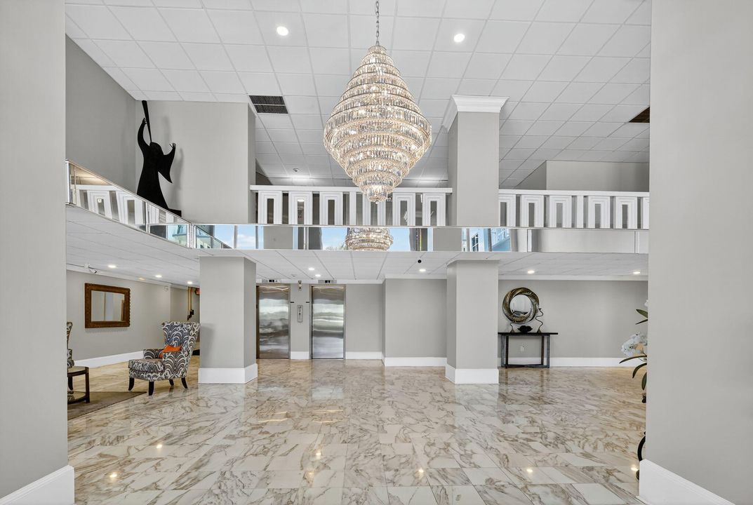 Active With Contract: $600,000 (2 beds, 2 baths, 1292 Square Feet)