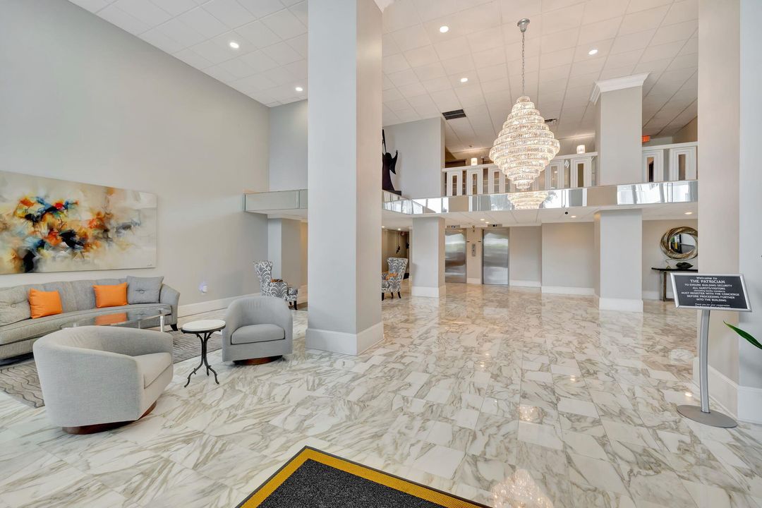 Active With Contract: $600,000 (2 beds, 2 baths, 1292 Square Feet)