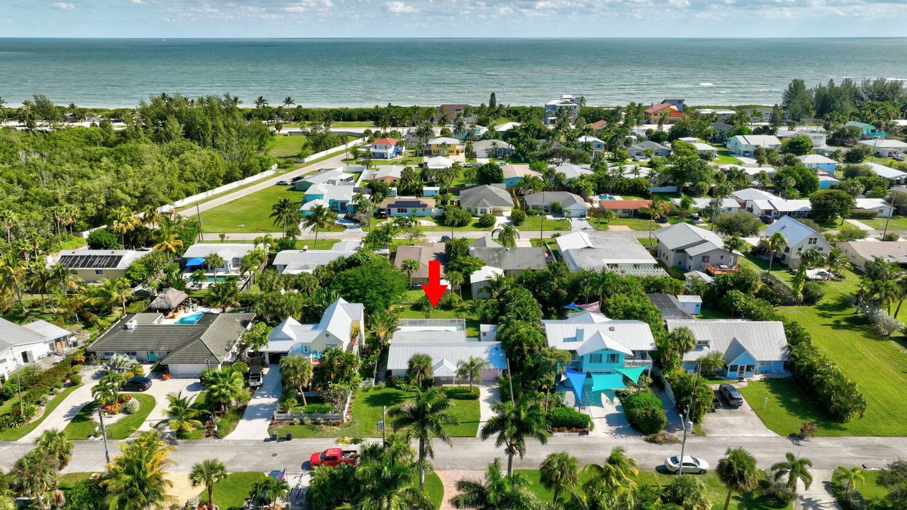 На продажу: $479,000 (2 спален, 2 ванн, 1173 Квадратных фут)