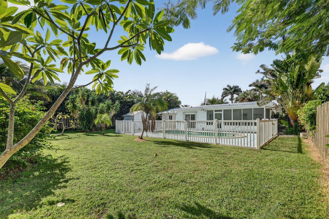 На продажу: $479,000 (2 спален, 2 ванн, 1173 Квадратных фут)