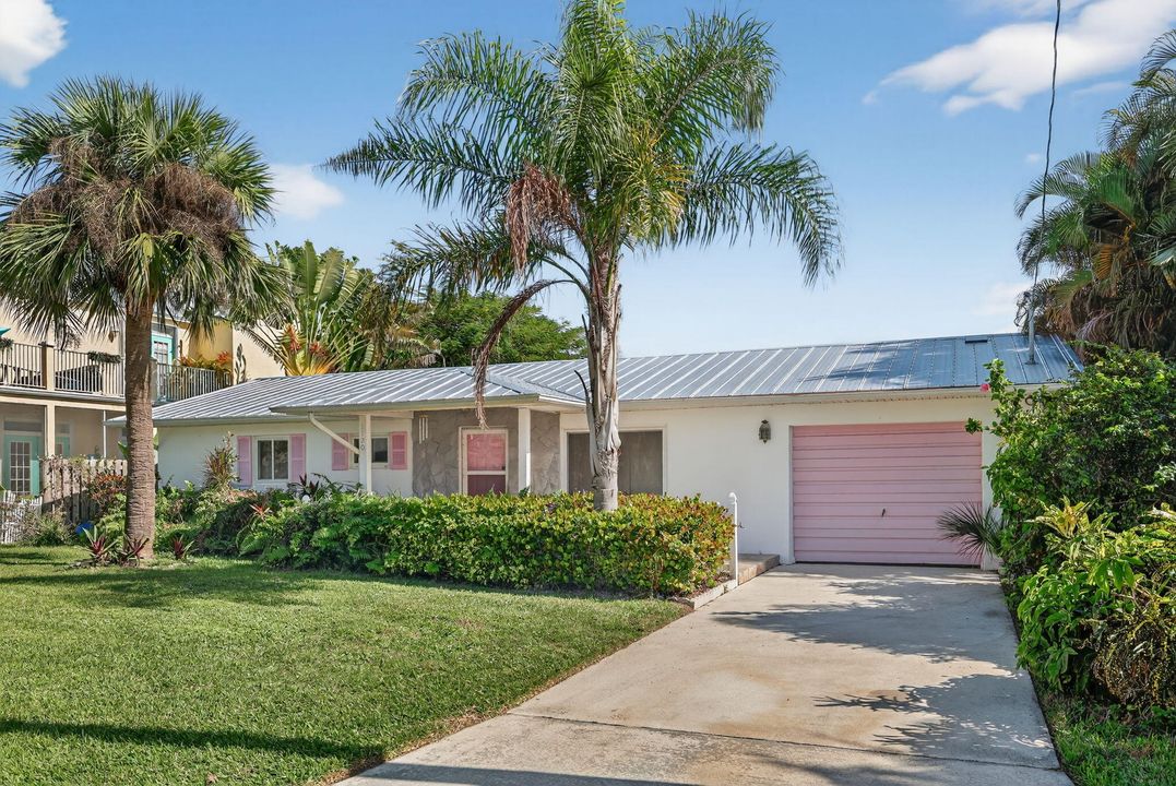 На продажу: $479,000 (2 спален, 2 ванн, 1173 Квадратных фут)