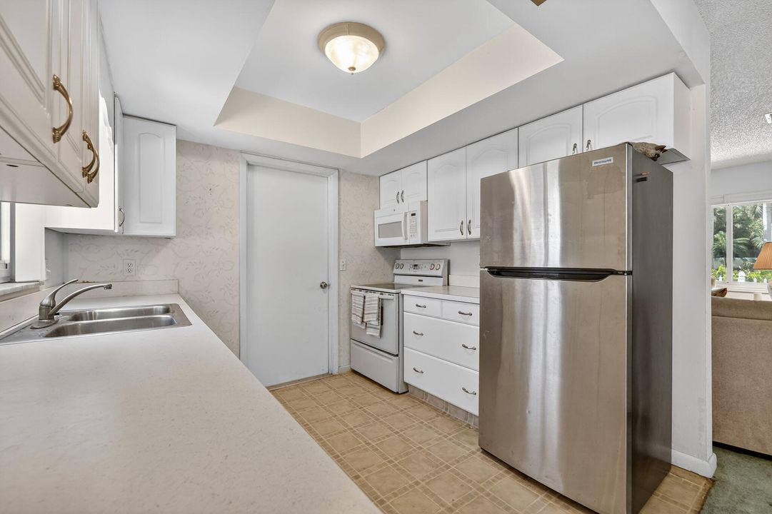 На продажу: $479,000 (2 спален, 2 ванн, 1173 Квадратных фут)