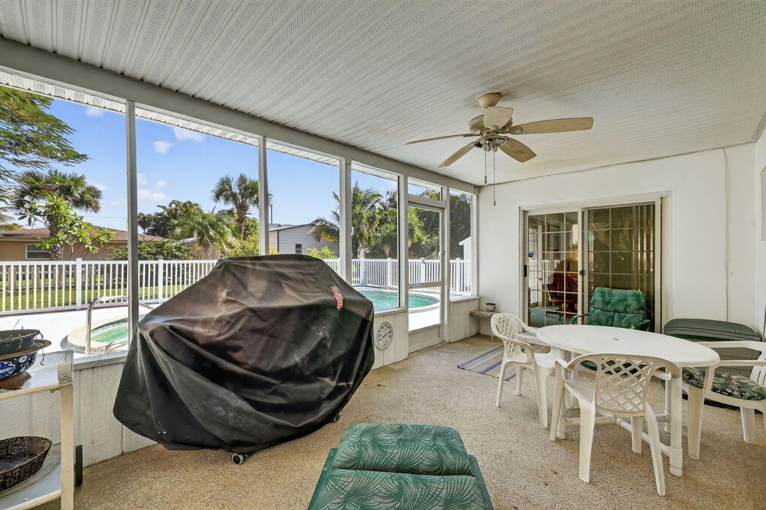 На продажу: $479,000 (2 спален, 2 ванн, 1173 Квадратных фут)