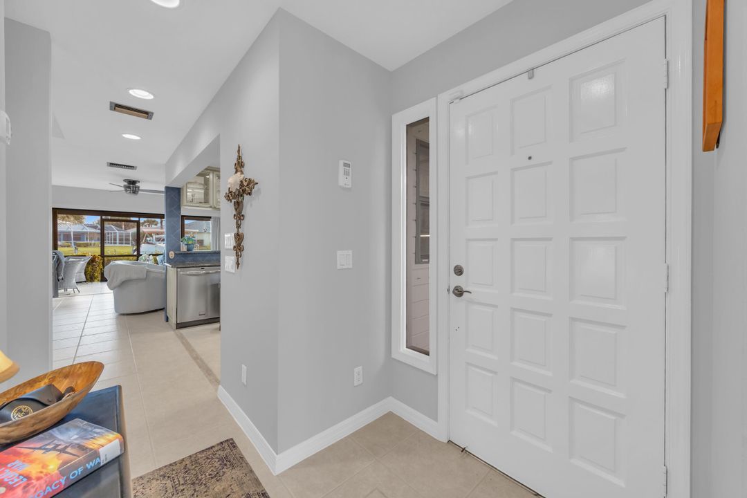 На продажу: $469,900 (3 спален, 3 ванн, 1713 Квадратных фут)