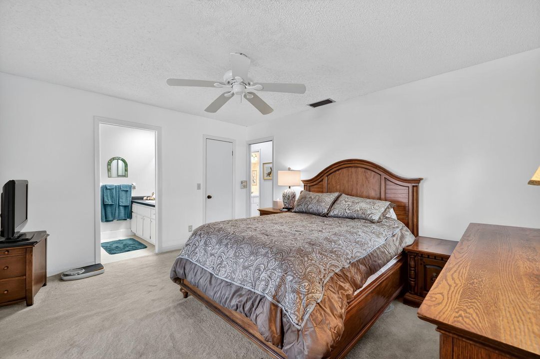 На продажу: $479,000 (2 спален, 2 ванн, 1173 Квадратных фут)