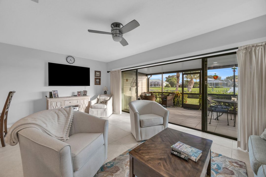 На продажу: $469,900 (3 спален, 3 ванн, 1713 Квадратных фут)