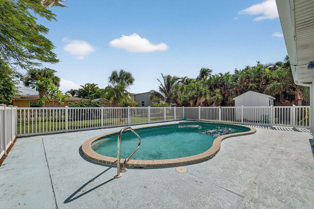 На продажу: $479,000 (2 спален, 2 ванн, 1173 Квадратных фут)