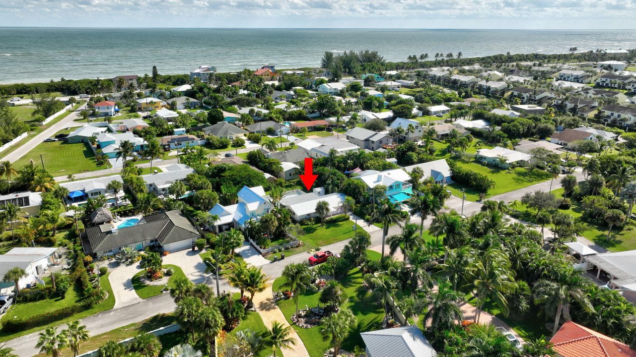 На продажу: $479,000 (2 спален, 2 ванн, 1173 Квадратных фут)