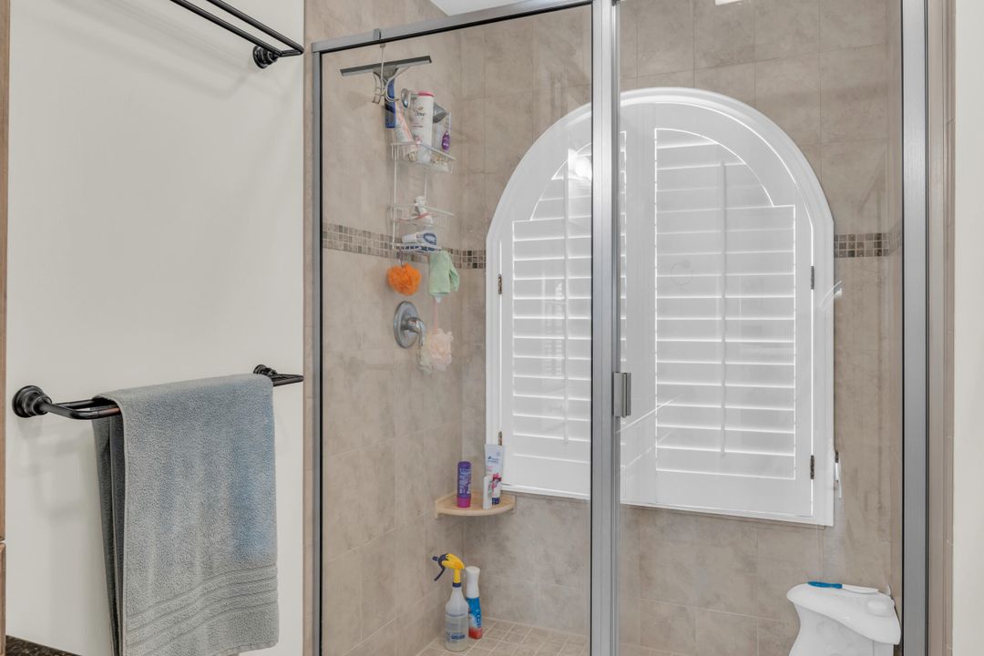 На продажу: $469,900 (3 спален, 3 ванн, 1713 Квадратных фут)