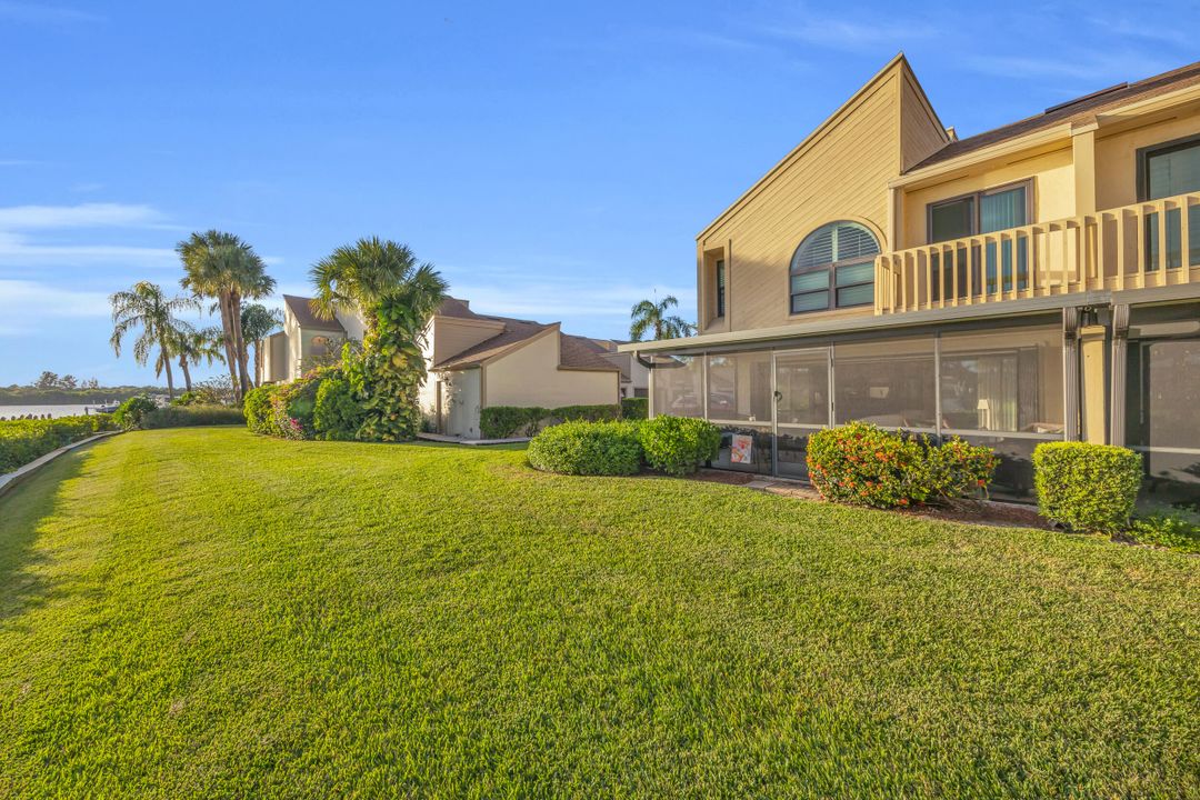 На продажу: $469,900 (3 спален, 3 ванн, 1713 Квадратных фут)