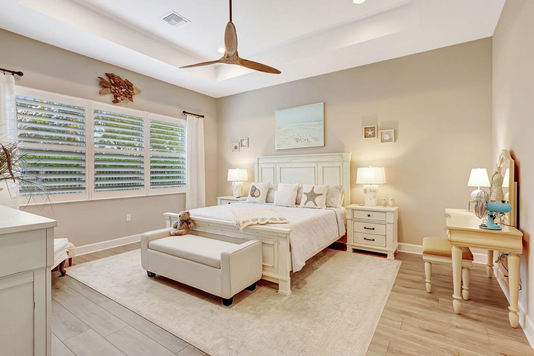 For Sale: $674,900 (3 beds, 2 baths, 2580 Square Feet)