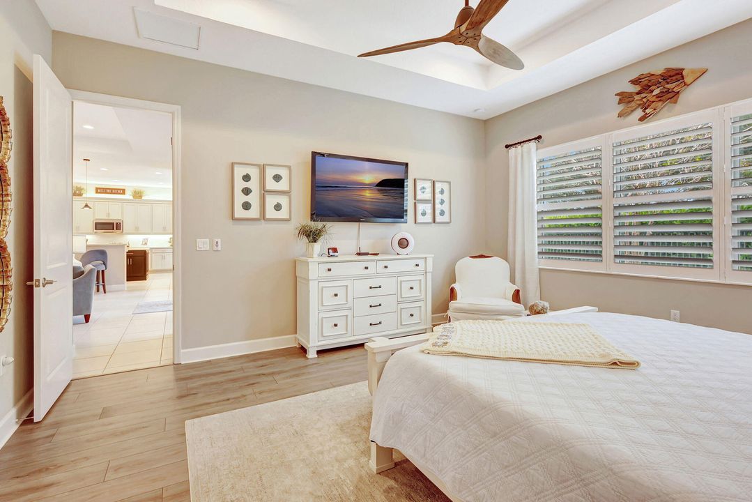 For Sale: $674,900 (3 beds, 2 baths, 2580 Square Feet)