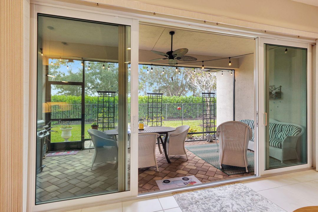 For Sale: $674,900 (3 beds, 2 baths, 2580 Square Feet)