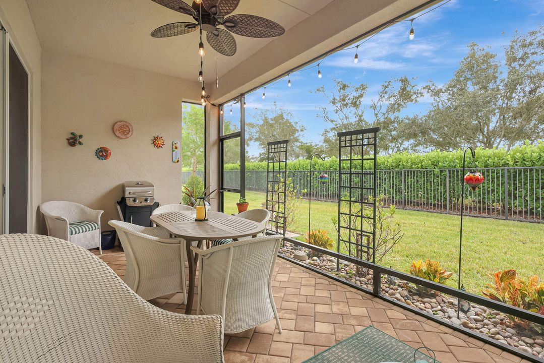 For Sale: $674,900 (3 beds, 2 baths, 2580 Square Feet)