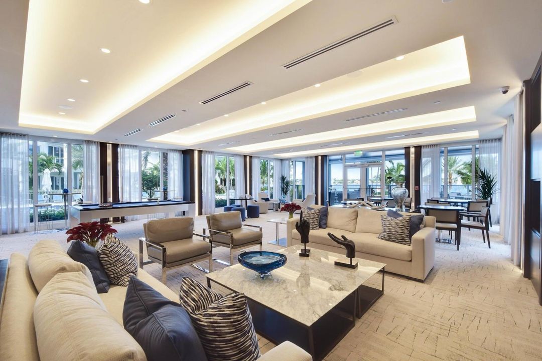 For Sale: $3,250,000 (3 beds, 4 baths, 2445 Square Feet)