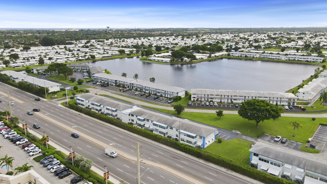 For Sale: $95,000 (1 beds, 1 baths, 675 Square Feet)