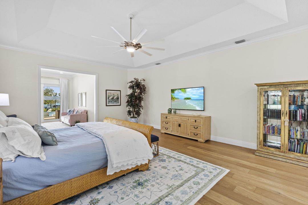 For Sale: $5,389,900 (5 beds, 3 baths, 5107 Square Feet)