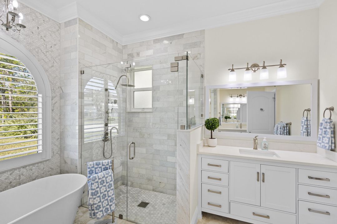 For Sale: $5,389,900 (5 beds, 3 baths, 5107 Square Feet)