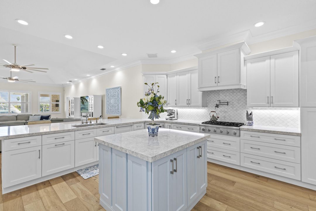 For Sale: $5,389,900 (5 beds, 3 baths, 5107 Square Feet)