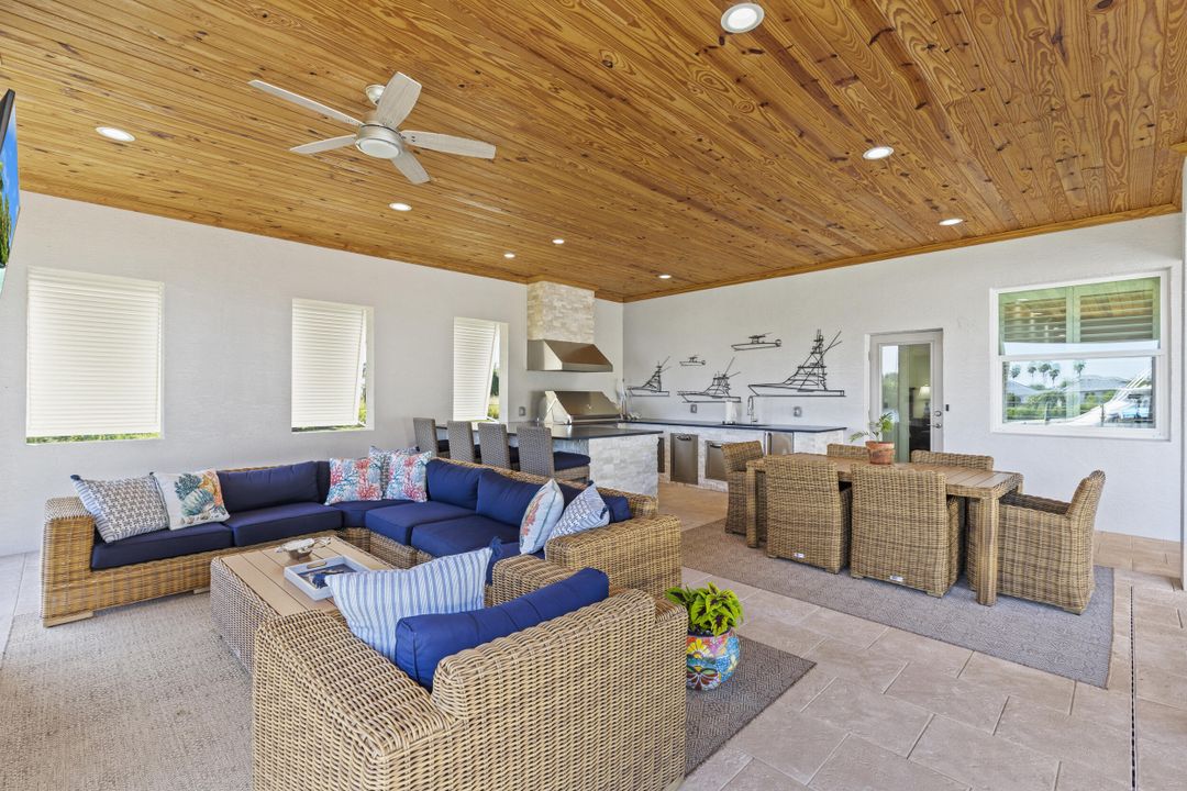 For Sale: $5,389,900 (5 beds, 3 baths, 5107 Square Feet)