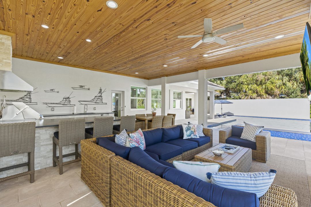 For Sale: $5,389,900 (5 beds, 3 baths, 5107 Square Feet)