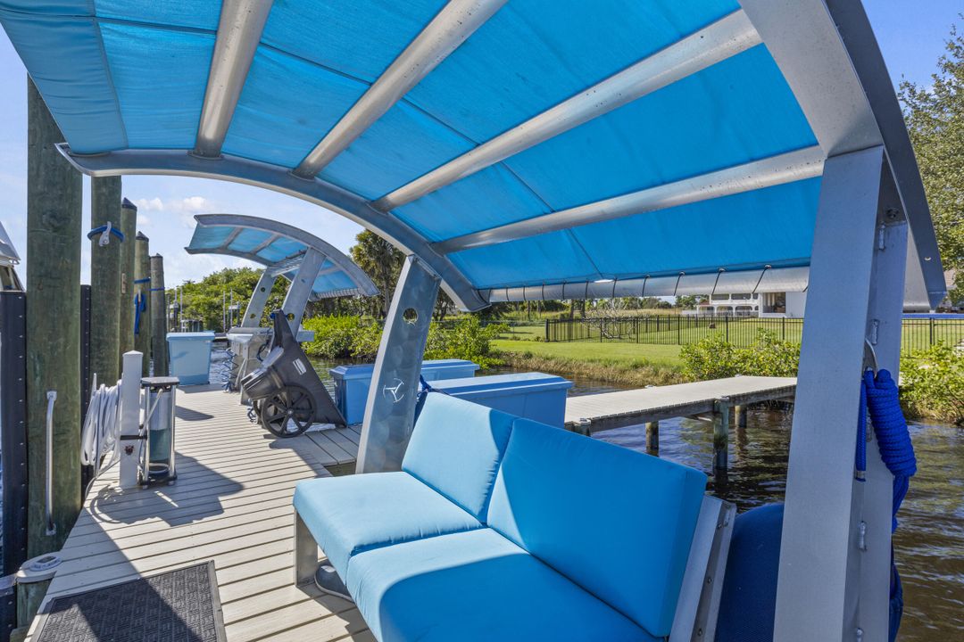 For Sale: $5,389,900 (5 beds, 3 baths, 5107 Square Feet)