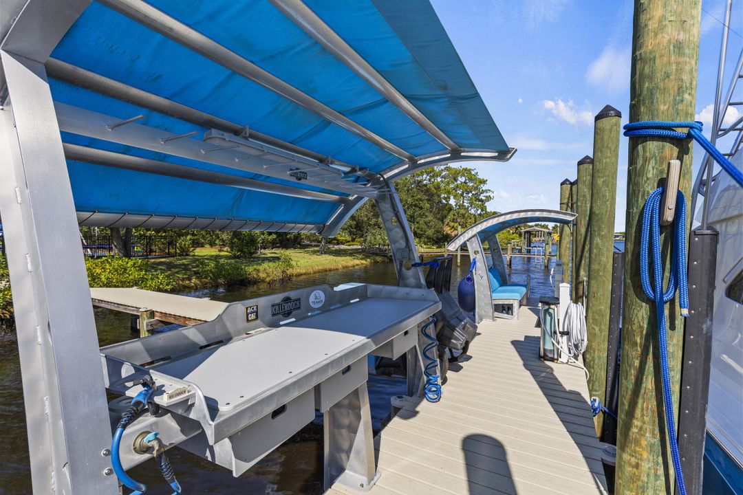 For Sale: $5,389,900 (5 beds, 3 baths, 5107 Square Feet)