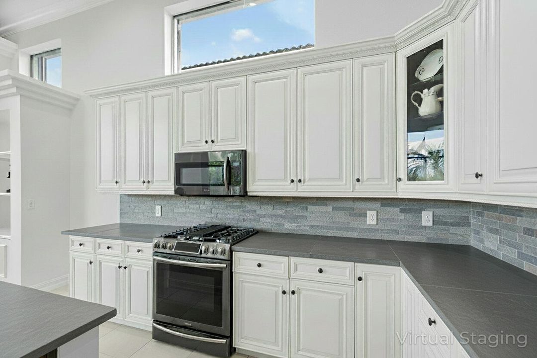 For Sale: $1,249,999 (3 beds, 3 baths, 2539 Square Feet)