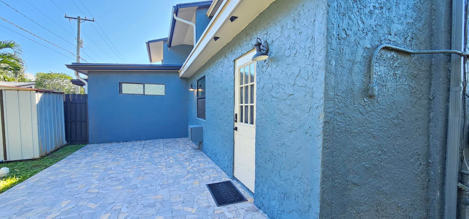 Recently Rented: $1,250 (1 beds, 1 baths, 450 Square Feet)