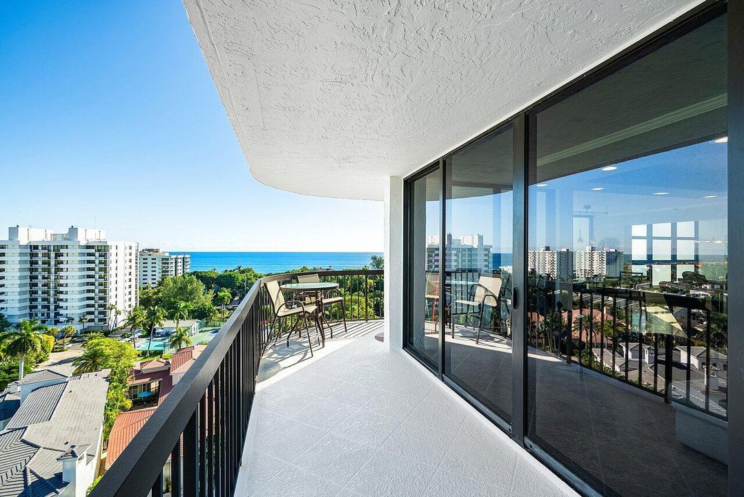 For Sale: $1,450,000 (3 beds, 2 baths, 2070 Square Feet)