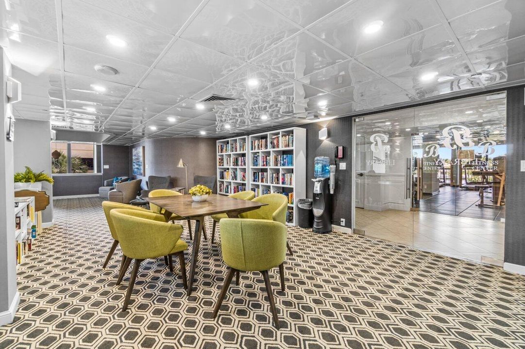 For Sale: $1,450,000 (3 beds, 2 baths, 2070 Square Feet)