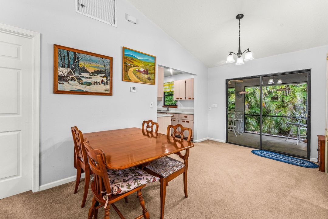 Active With Contract: $529,999 (2 beds, 2 baths, 1061 Square Feet)