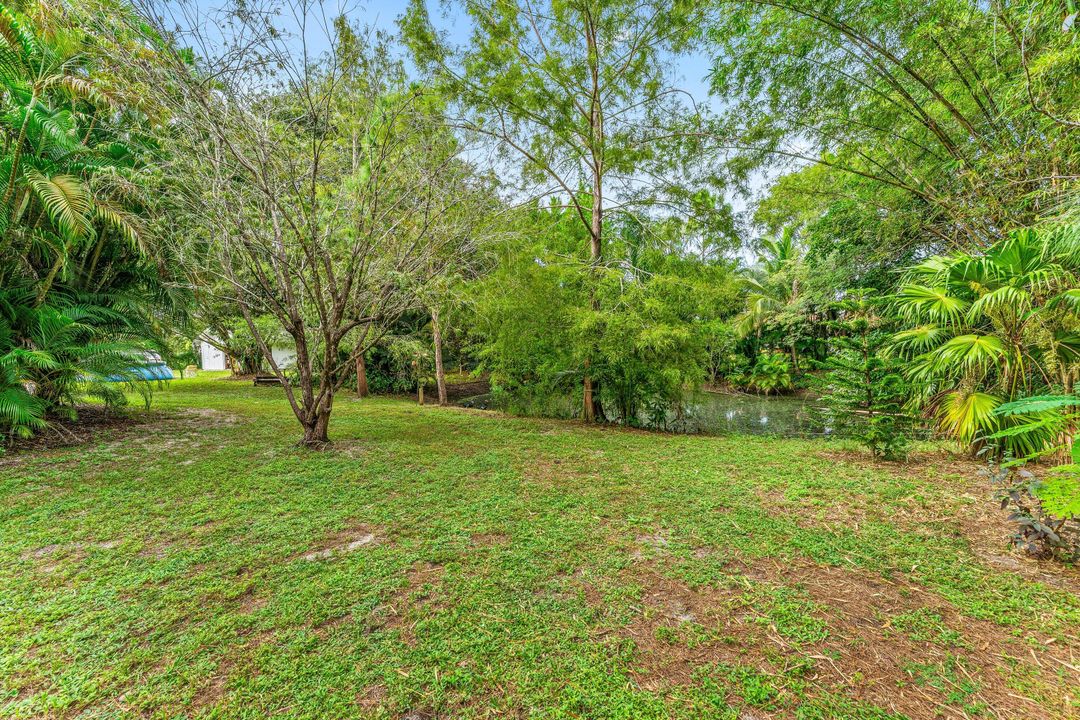 Active With Contract: $529,999 (2 beds, 2 baths, 1061 Square Feet)