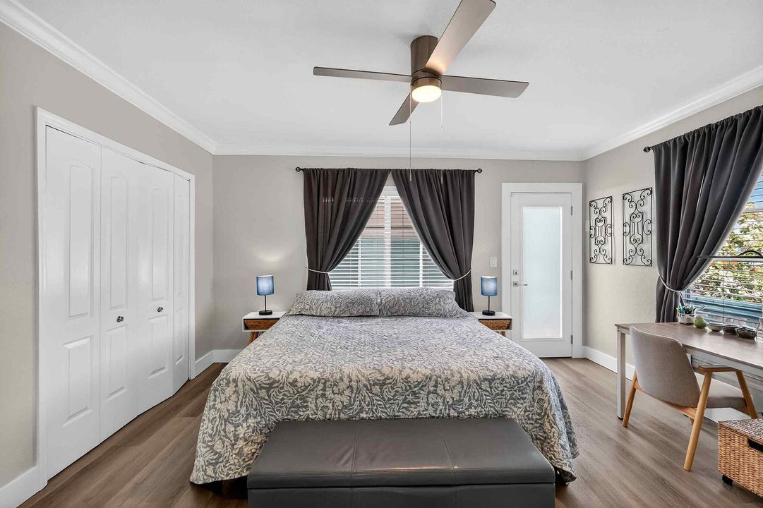 待售: $289,000 (1 贝兹, 1 浴室, 700 平方英尺)