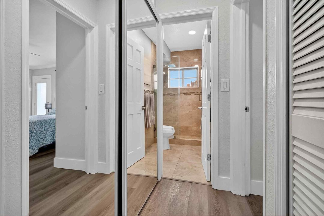 待售: $289,000 (1 贝兹, 1 浴室, 700 平方英尺)