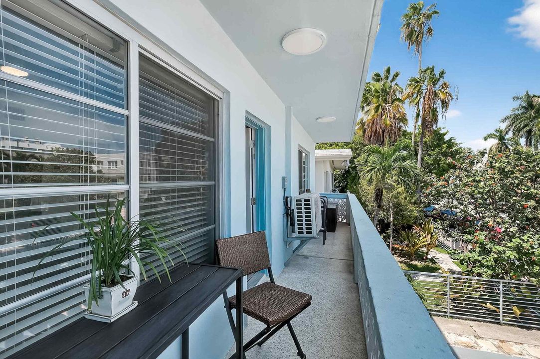 待售: $289,000 (1 贝兹, 1 浴室, 700 平方英尺)