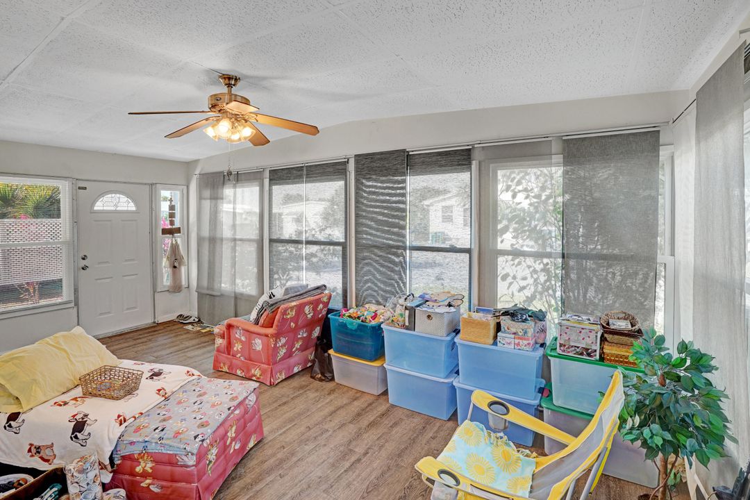 For Sale: $139,000 (2 beds, 2 baths, 828 Square Feet)