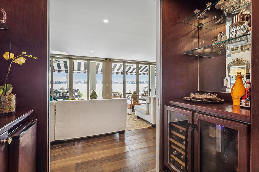 En Venta: $3,100,000 (4 camas, 4 baños, 2592 Pies cuadrados)