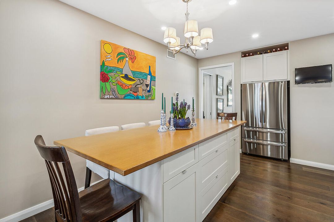 En Venta: $3,100,000 (4 camas, 4 baños, 2592 Pies cuadrados)