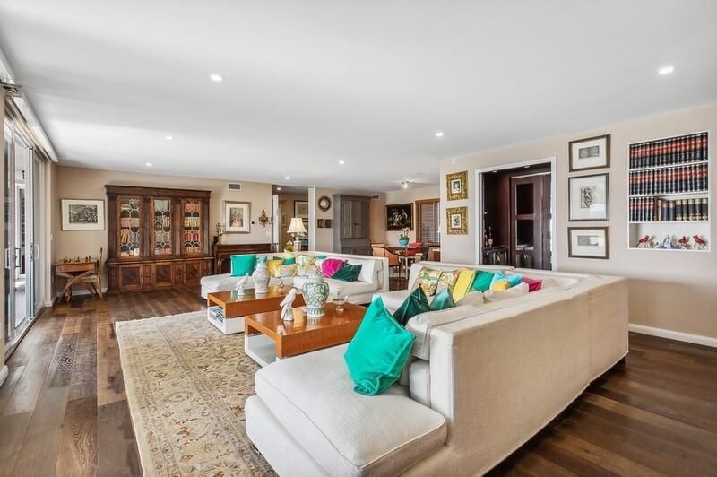 En Venta: $3,100,000 (4 camas, 4 baños, 2592 Pies cuadrados)