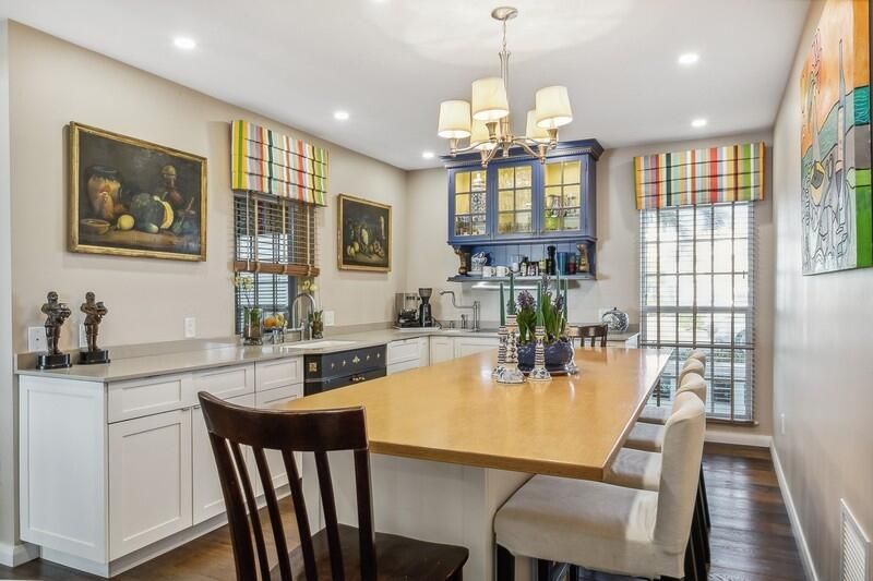 En Venta: $3,100,000 (4 camas, 4 baños, 2592 Pies cuadrados)