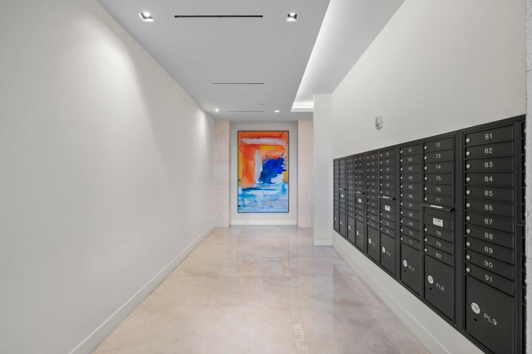 出租: $12,000 (2 贝兹, 2 浴室, 1565 平方英尺)