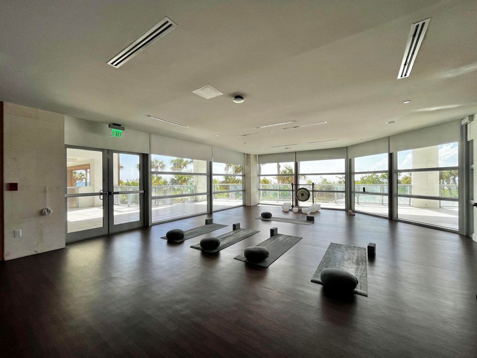 出租: $12,000 (2 贝兹, 2 浴室, 1565 平方英尺)