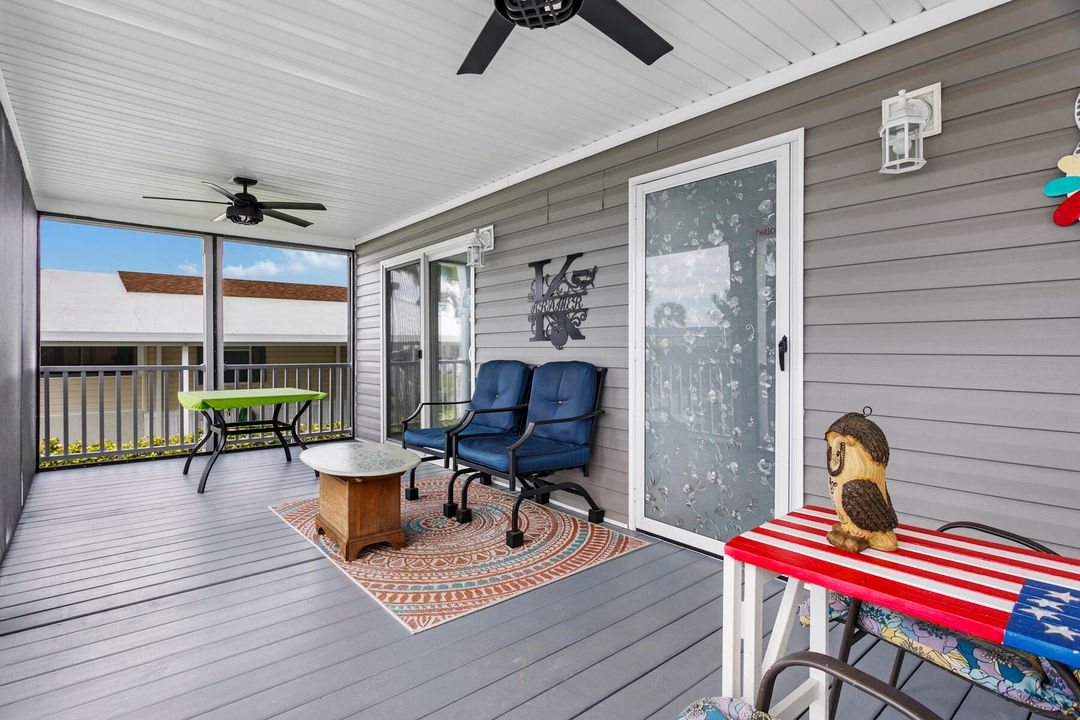 For Sale: $279,500 (2 beds, 2 baths, 1196 Square Feet)