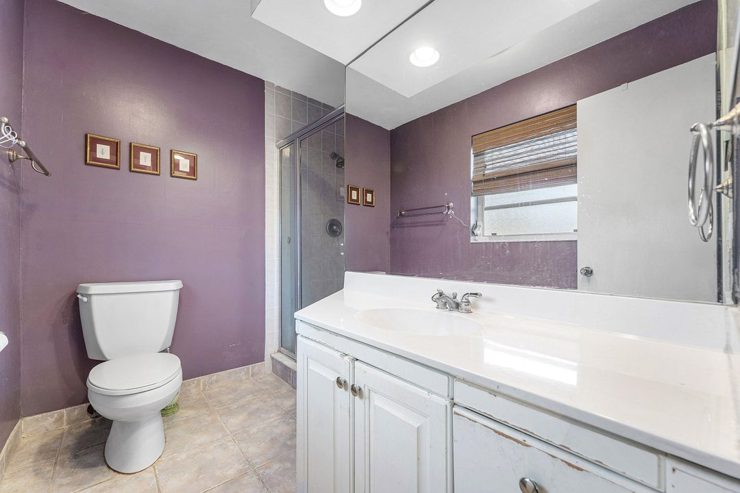 合同活跃: $799,000 (3 贝兹, 2 浴室, 1968 平方英尺)