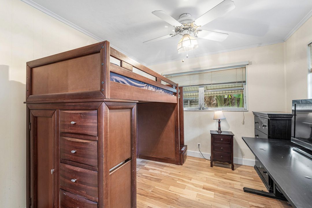 合同活跃: $799,000 (3 贝兹, 2 浴室, 1968 平方英尺)